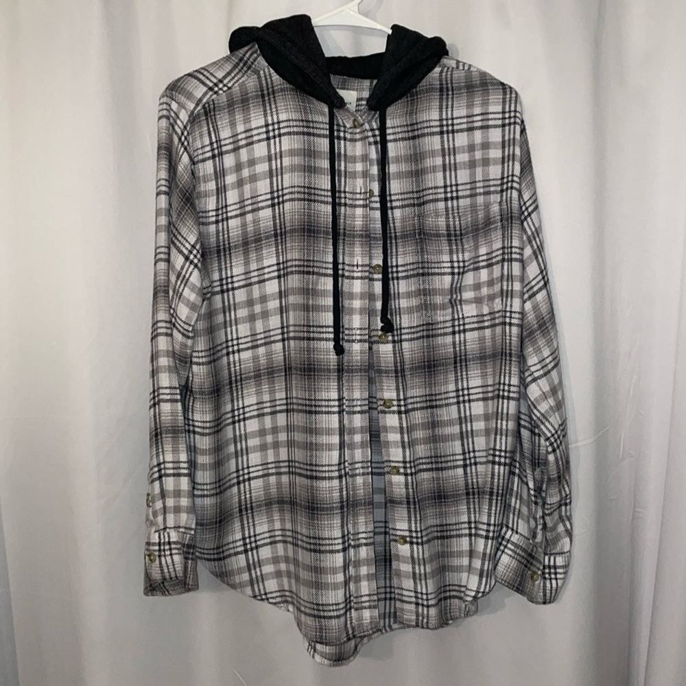 American Eagle grey and white flannel with hood